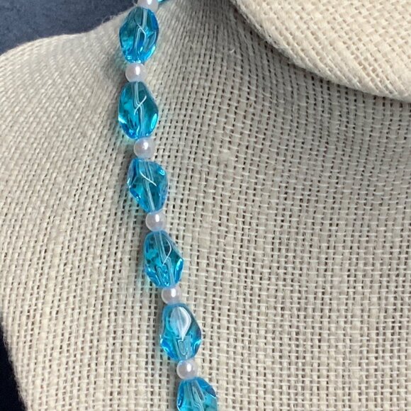 Glass Heart Pendant Necklace 18 In Pearl Turquoise Blue Silver Mermaid Flower - Picture 2 of 9